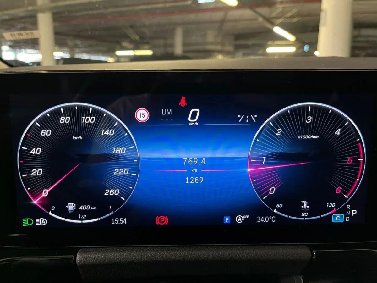 Mercedes-Benz GLA SUV usata a Monza e Brianza (13)