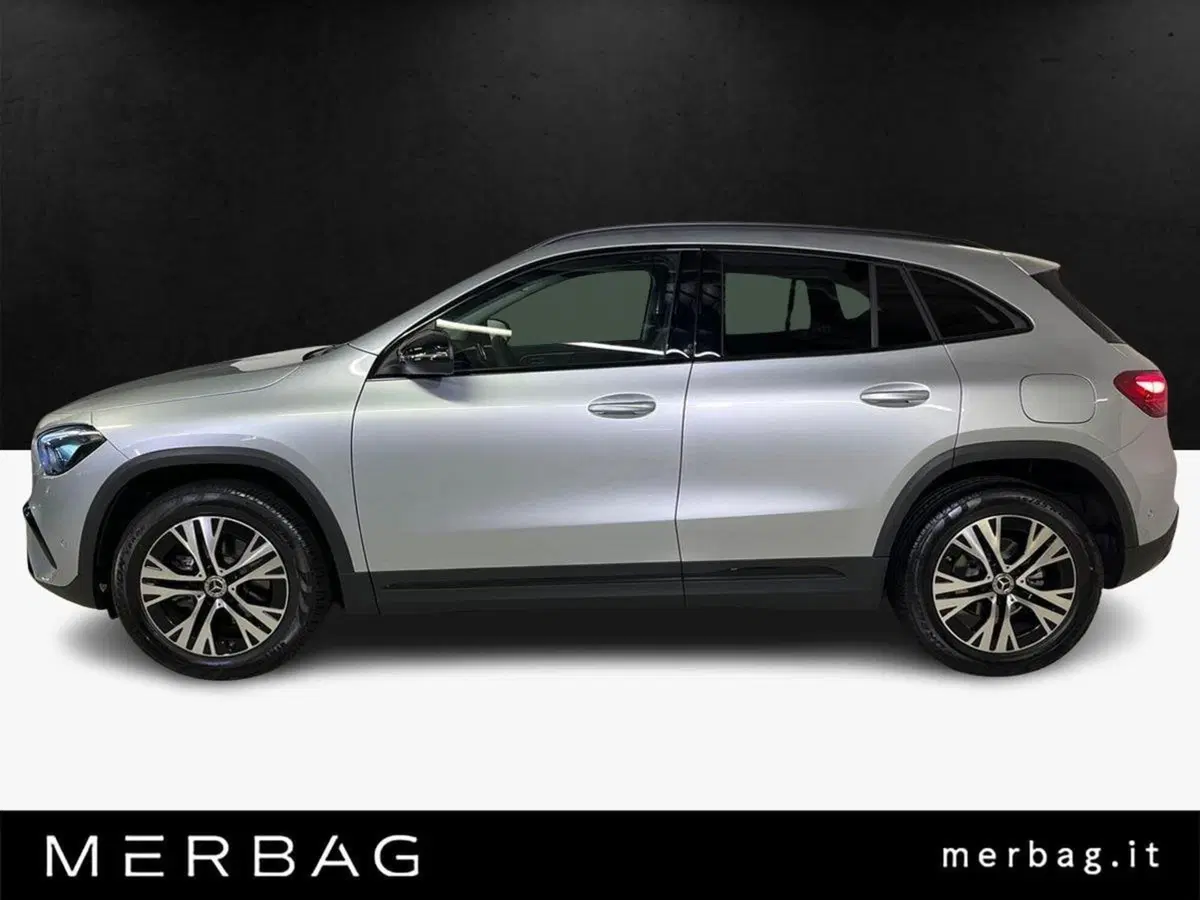 Mercedes-Benz GLA SUV usata a Monza e Brianza (6)