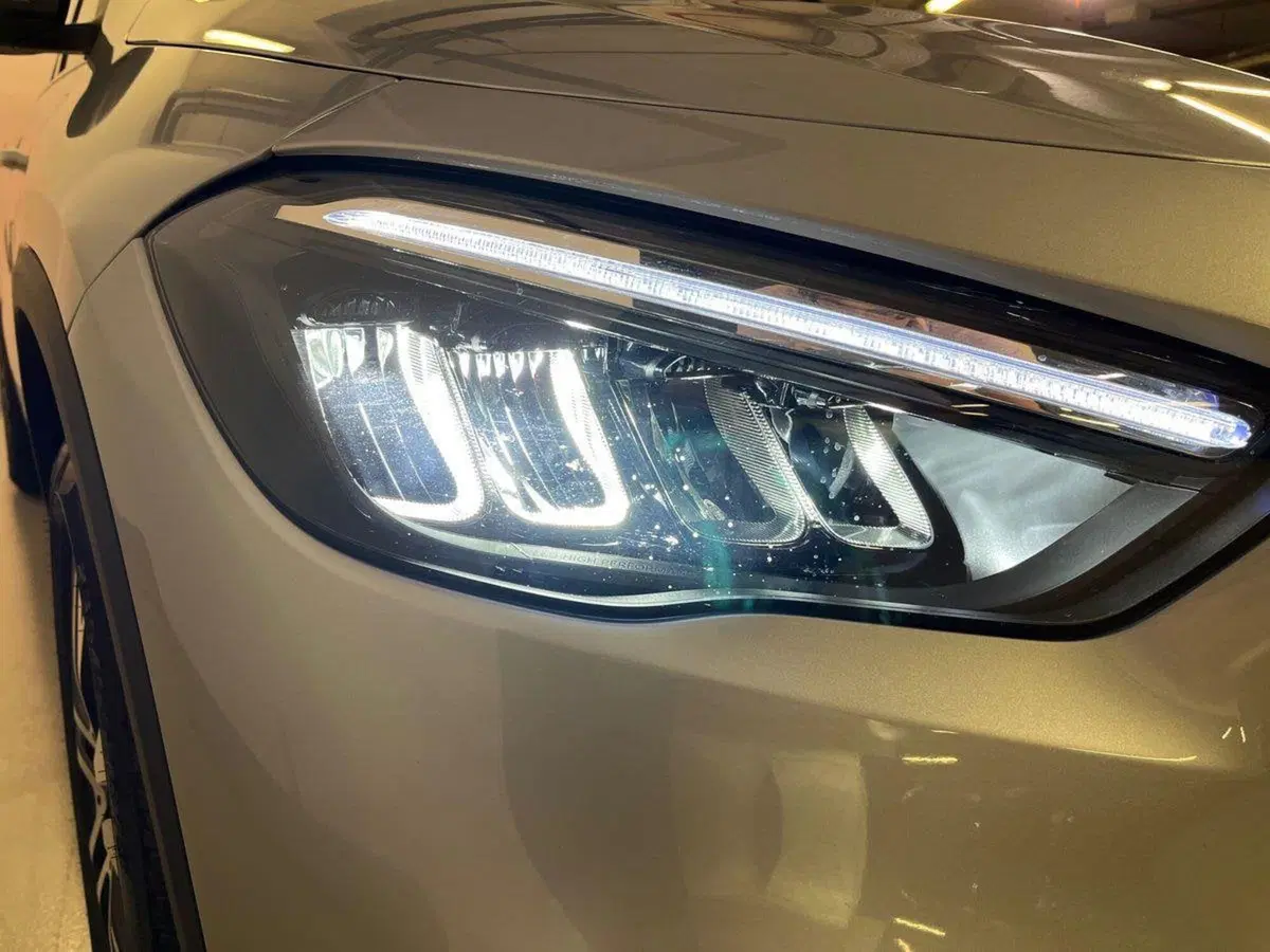 Mercedes-Benz GLA SUV usata a Monza e Brianza (7)