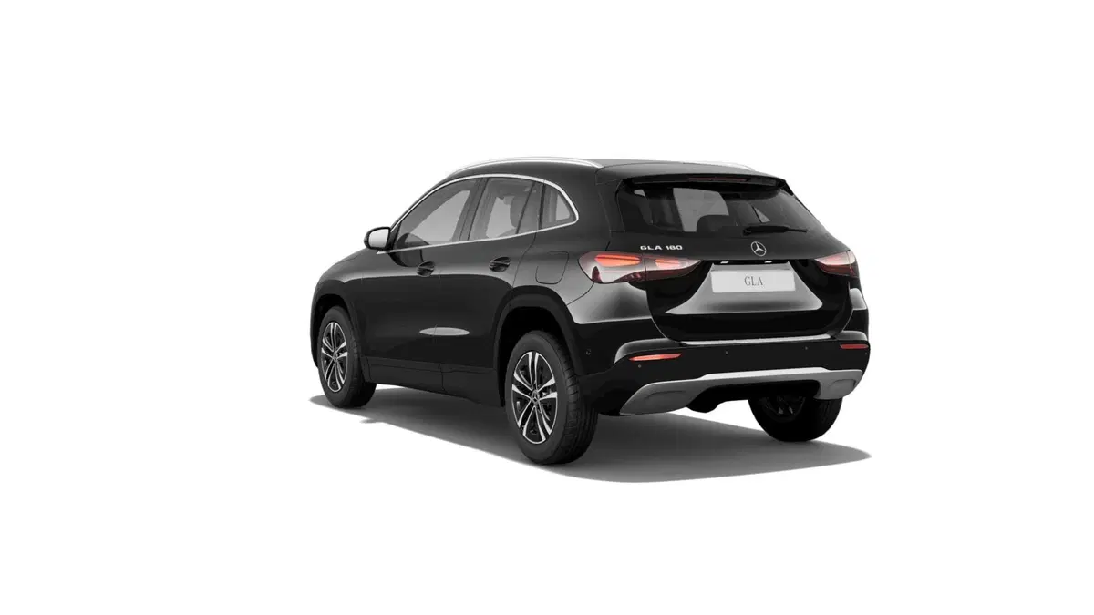Mercedes-Benz GLA SUV nuova a Monza e Brianza (3)