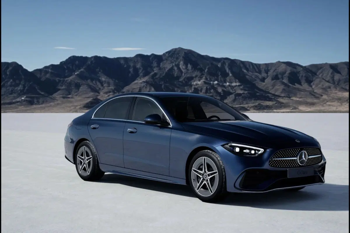 Mercedes-Benz Classe C nuova a Pescara (3)