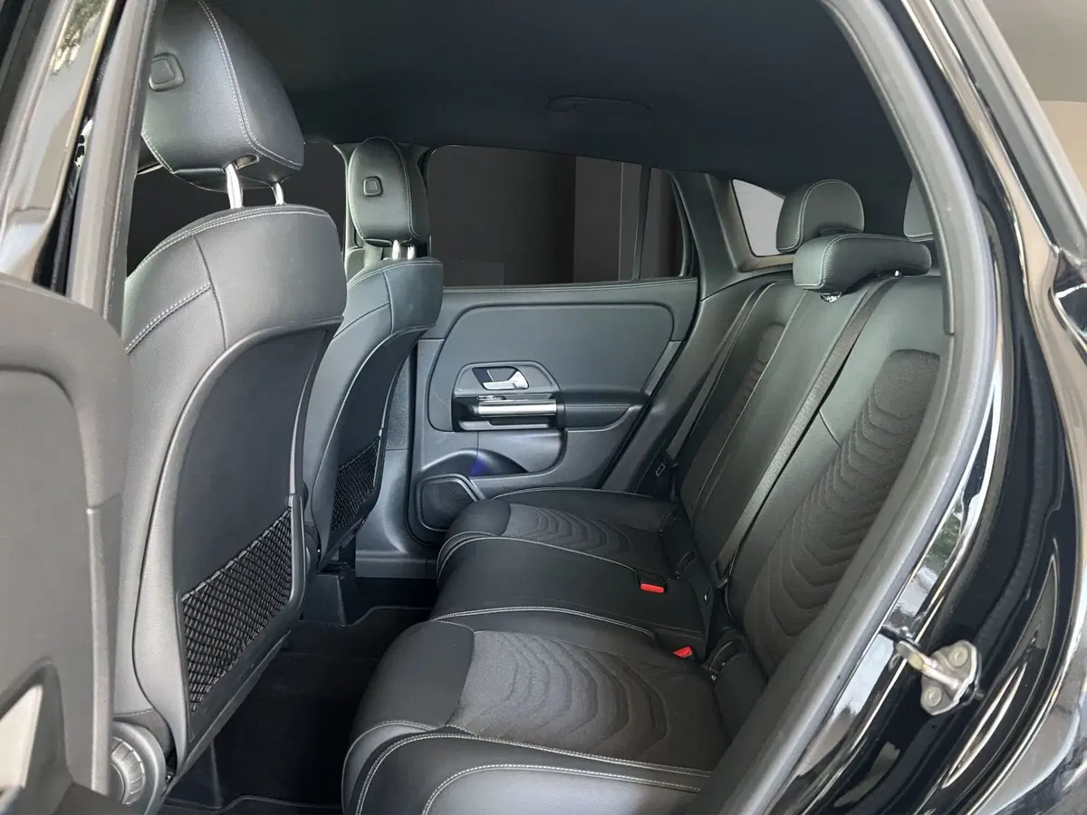 Mercedes-Benz GLA SUV usata a Cosenza (13)