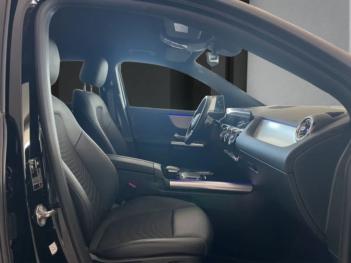 Mercedes-Benz GLA SUV usata a Cosenza (18)