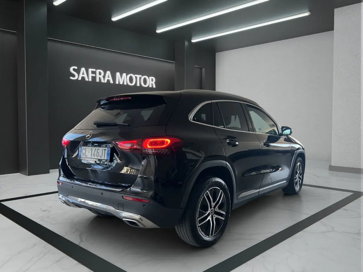 Mercedes-Benz GLA SUV usata a Cosenza (6)