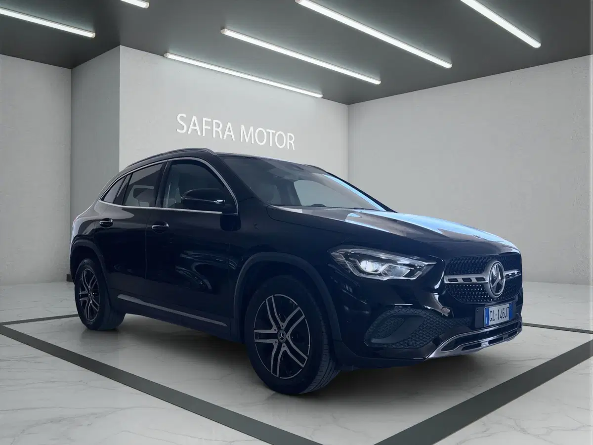Mercedes-Benz GLA SUV usata a Cosenza (8)