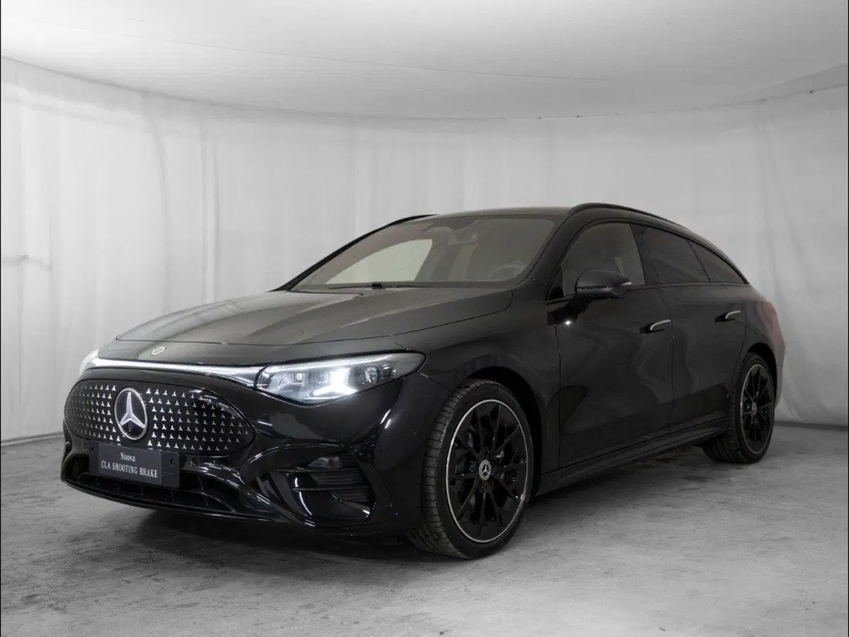 Mercedes-Benz CLA Shooting Brake nuova a Rimini