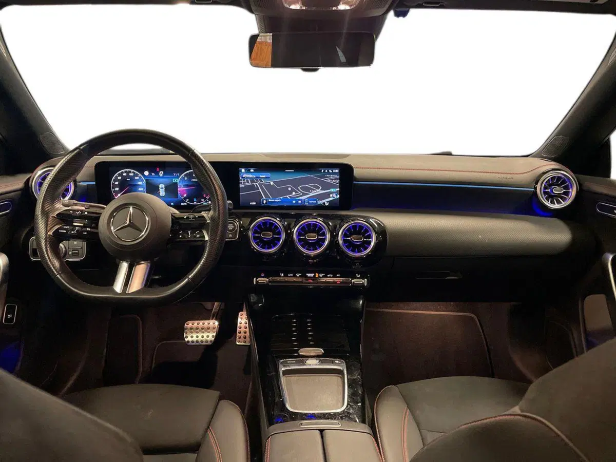 Mercedes-Benz CLA Shooting Brake usata a Ancona (10)
