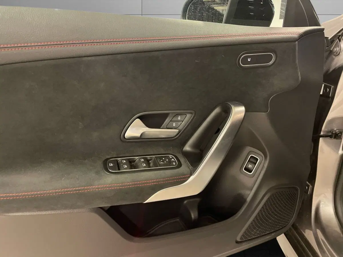 Mercedes-Benz CLA Shooting Brake usata a Ancona (17)