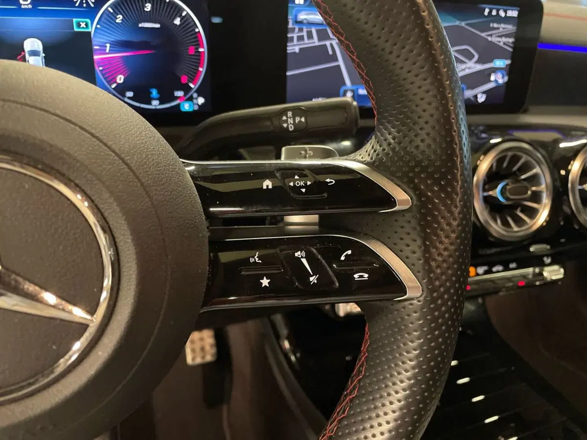 Mercedes-Benz CLA Shooting Brake usata a Ancona (19)