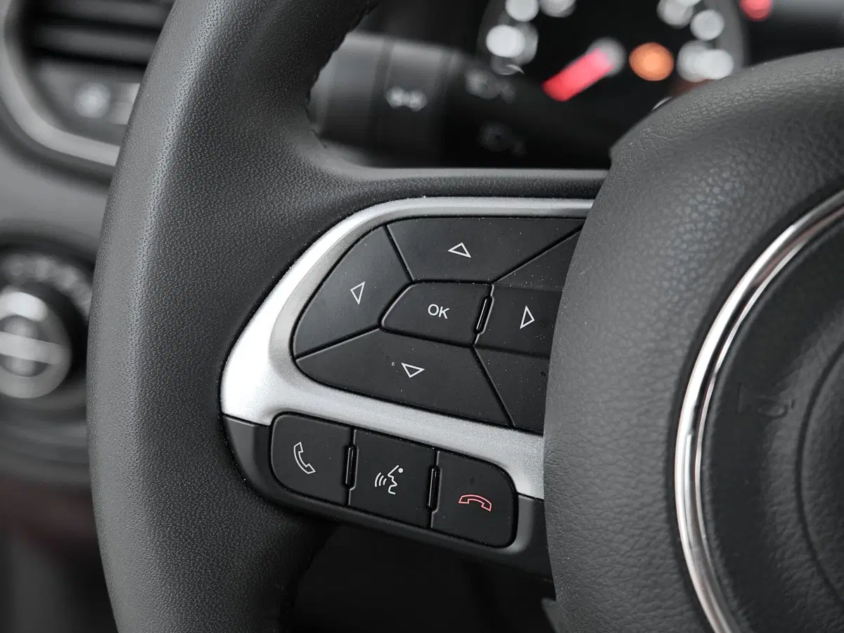 Jeep Renegade usata a Prato (9)