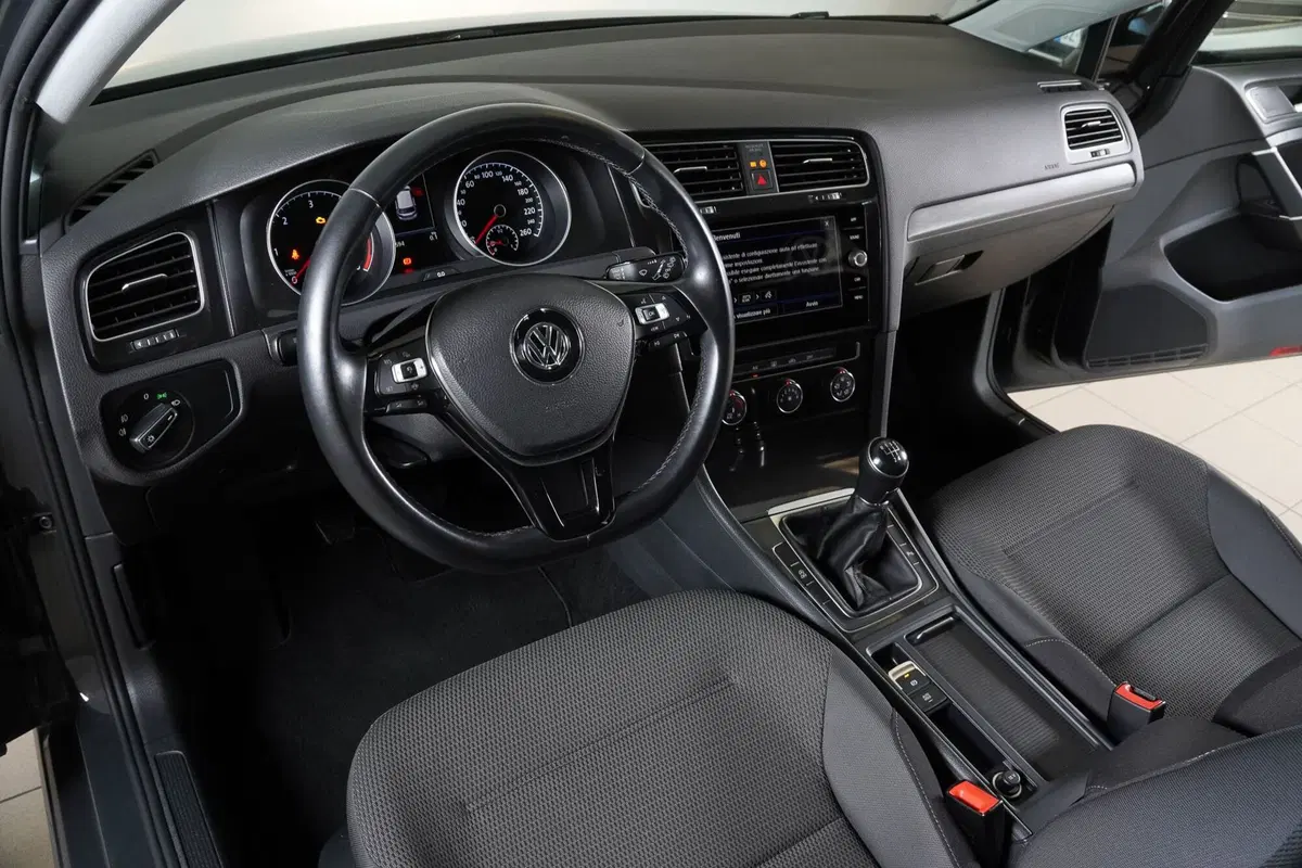 Volkswagen Golf usata a Perugia (15)