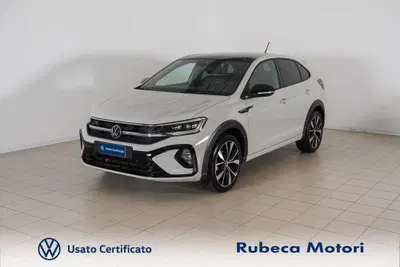 Volkswagen Taigo 1.0 TSI 110 CV DSG R-Line del 2023 usata a Citta' della Pieve