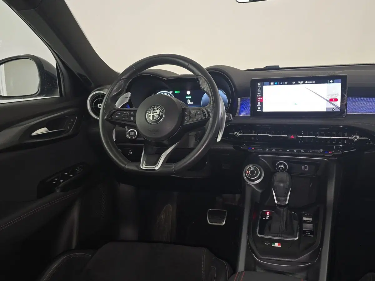 Alfa Romeo Tonale usata a Asti (9)