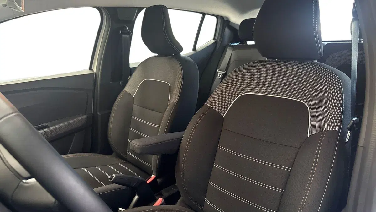 Dacia Sandero usata a Treviso (15)