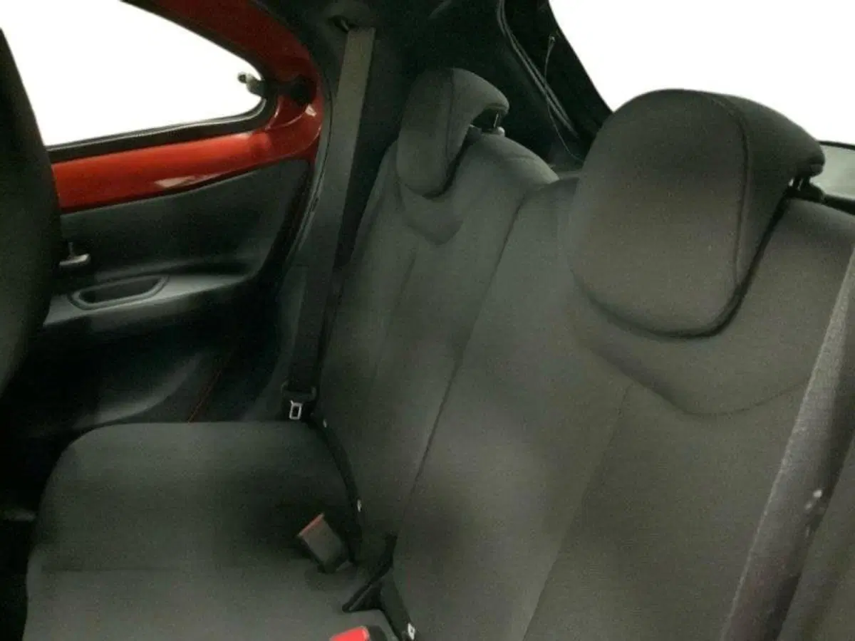 Toyota Aygo X usata a Perugia (11)
