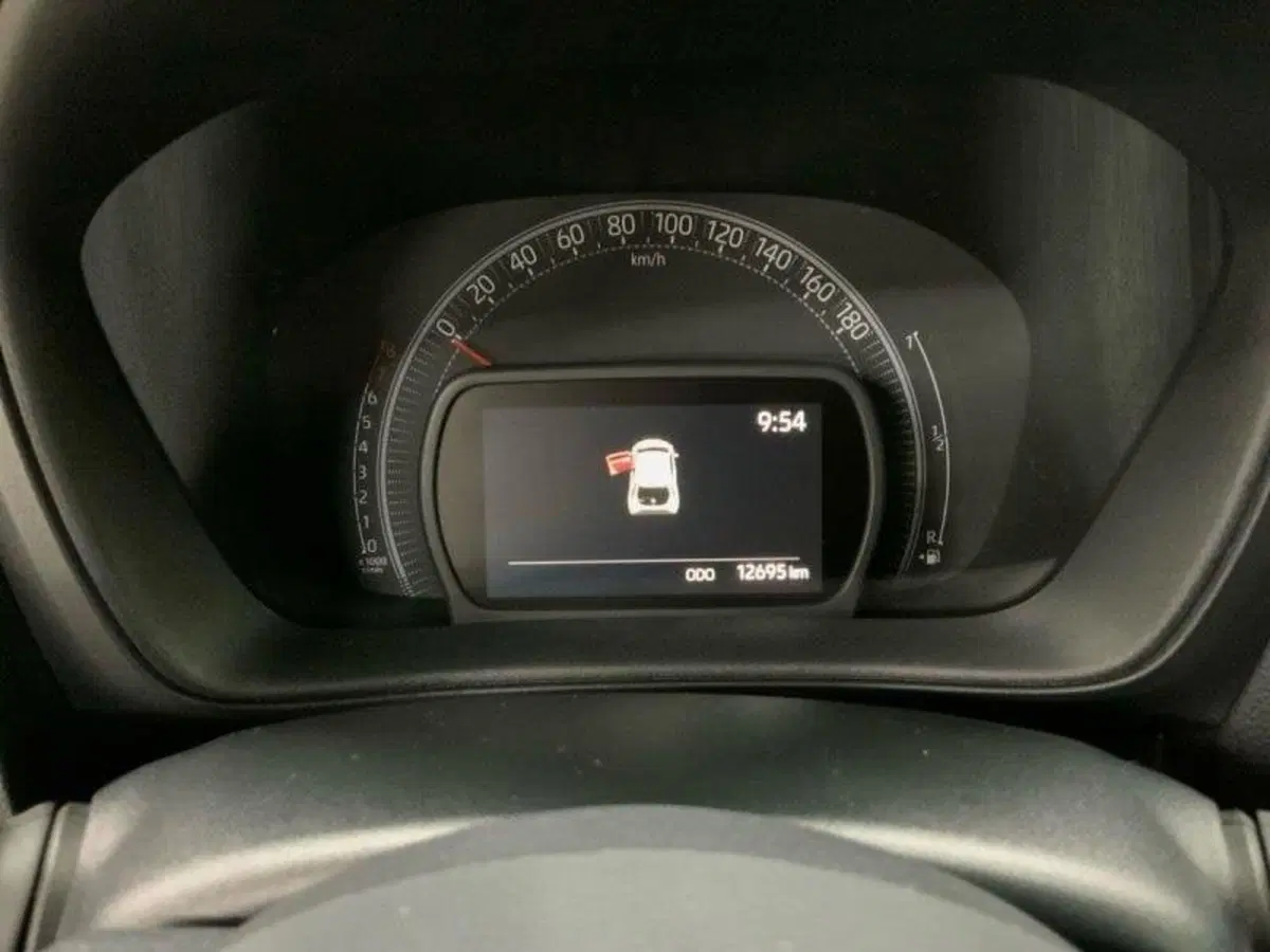 Toyota Aygo X usata a Perugia (10)