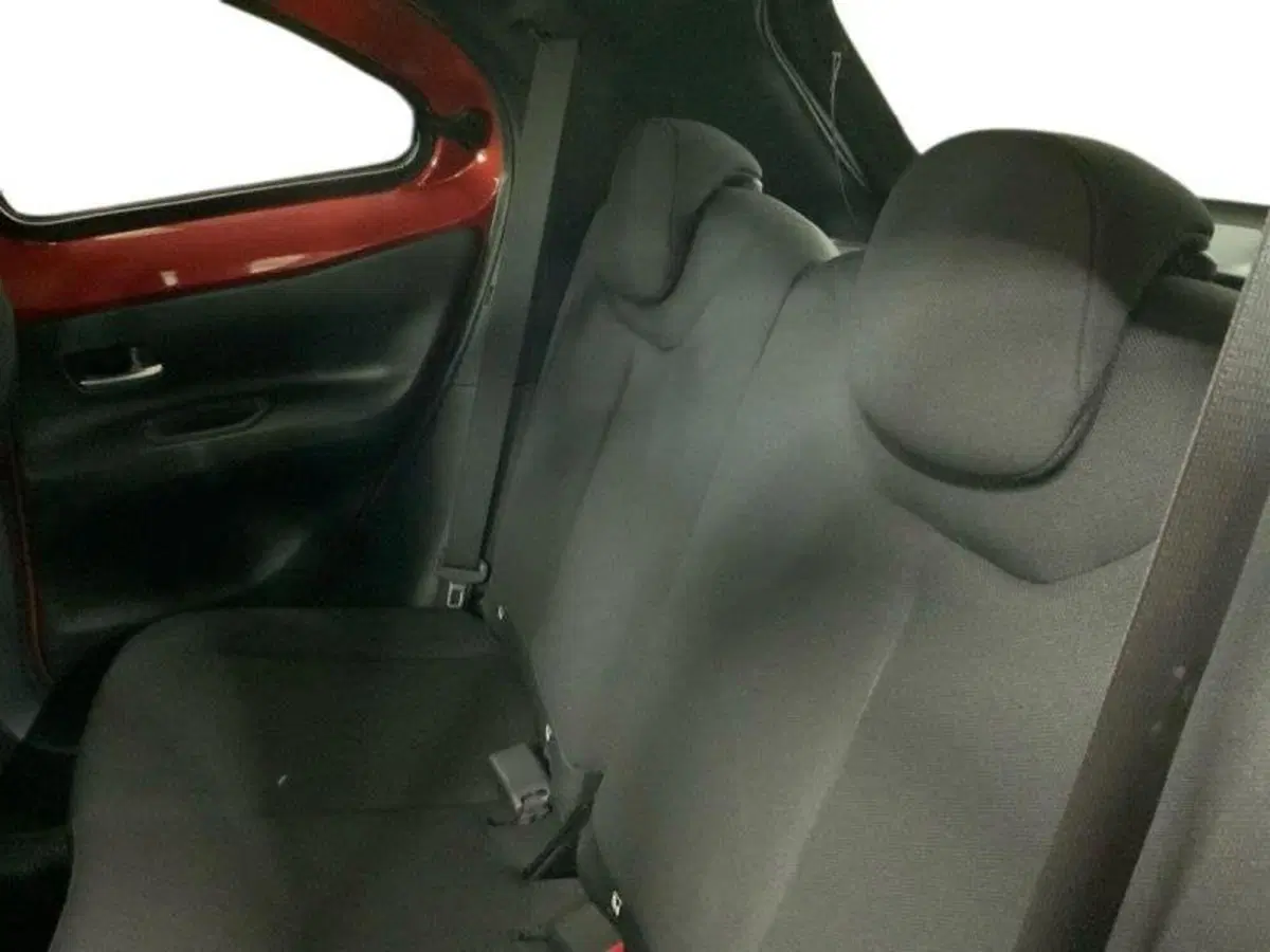 Toyota Aygo X usata a Perugia (12)