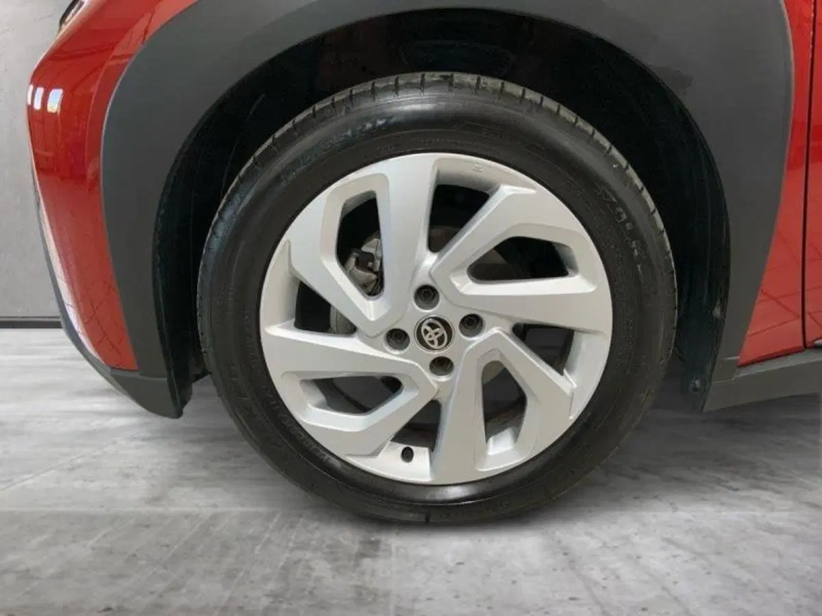 Toyota Aygo X usata a Perugia (14)