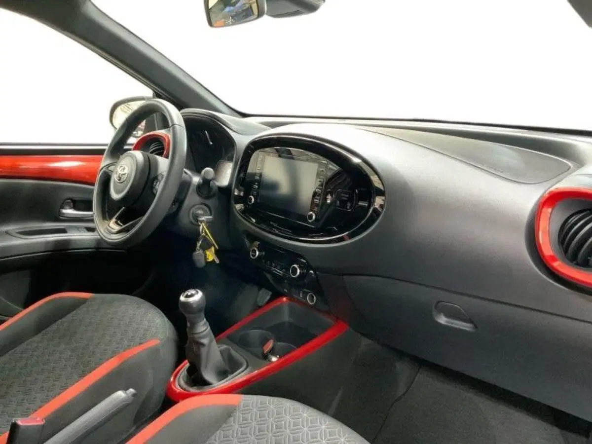 Toyota Aygo X usata a Perugia (15)