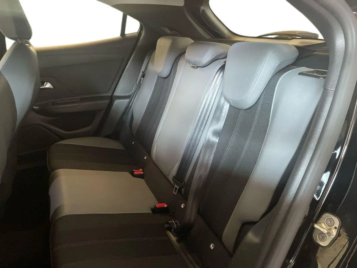 Opel Mokka usata a Salerno (14)