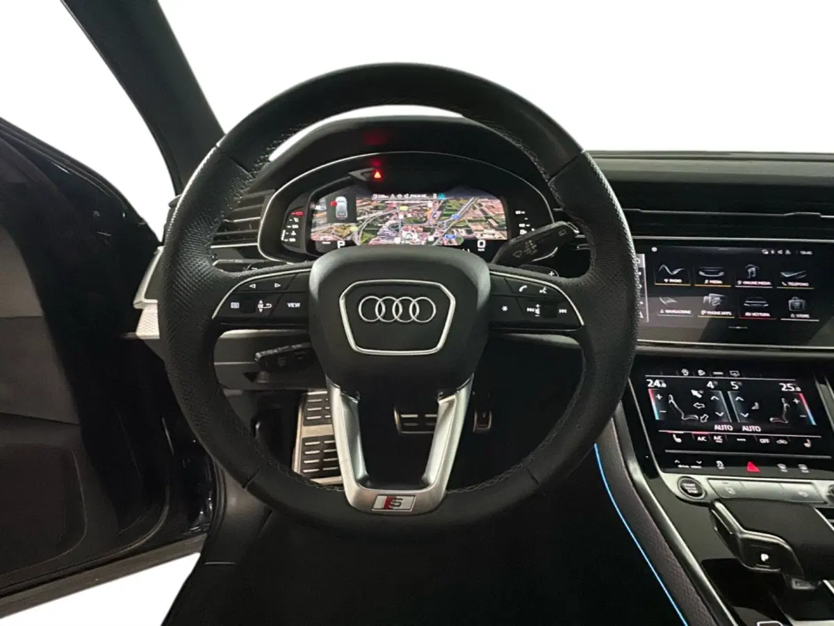 Audi Q7 usata a Napoli (11)