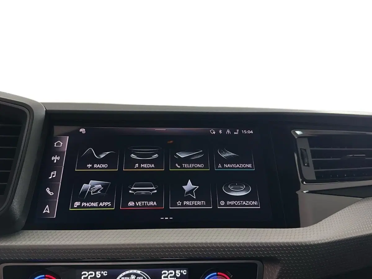 Audi A1 allstreet usata a Napoli (12)