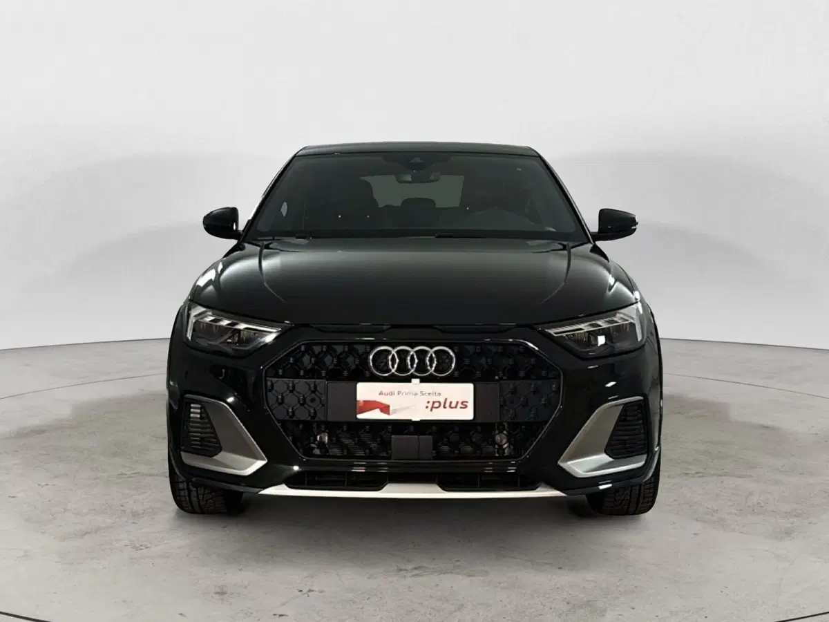 Audi A1 allstreet usata a Napoli (2)