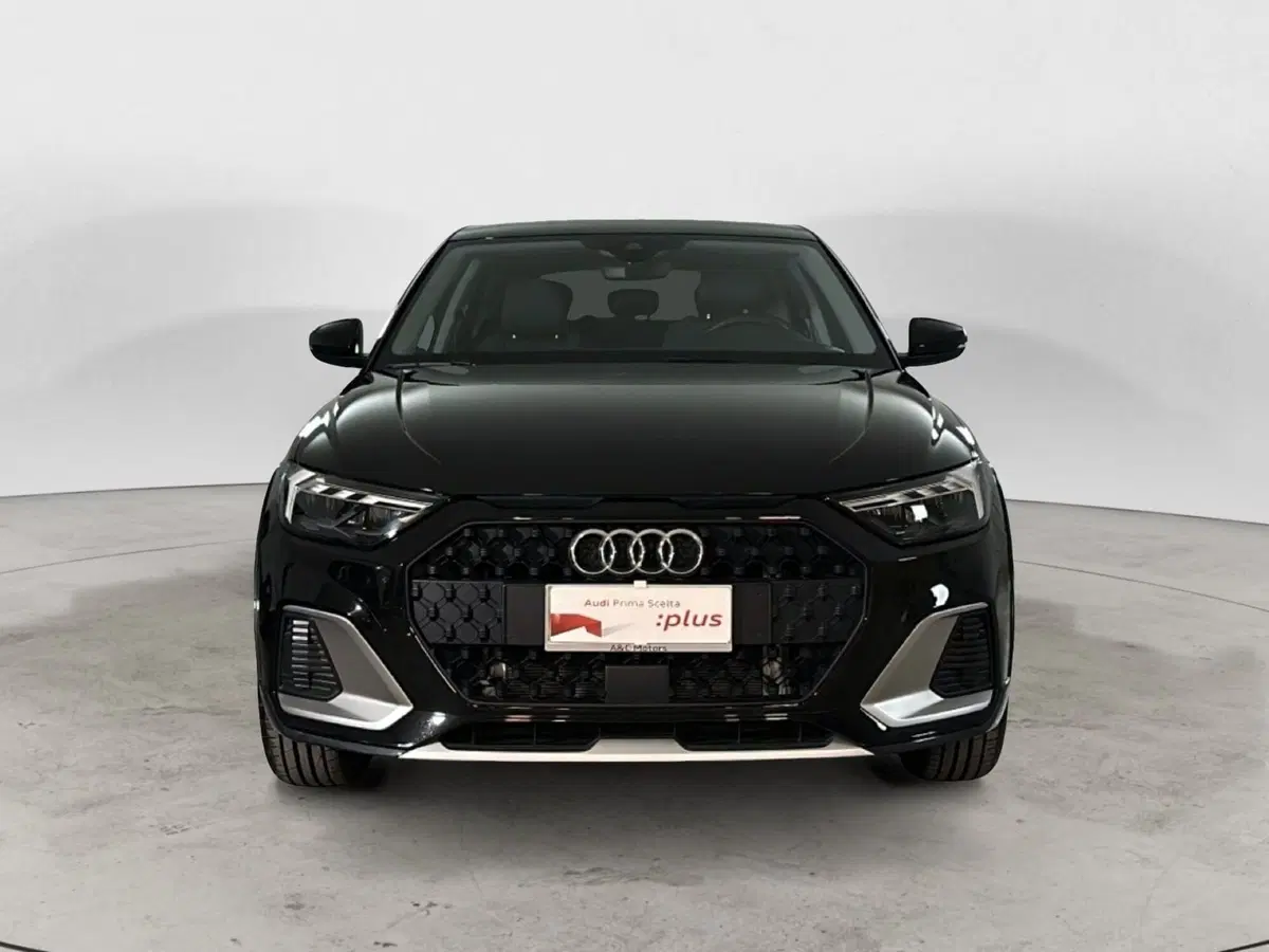 Audi A1 allstreet usata a Napoli (2)