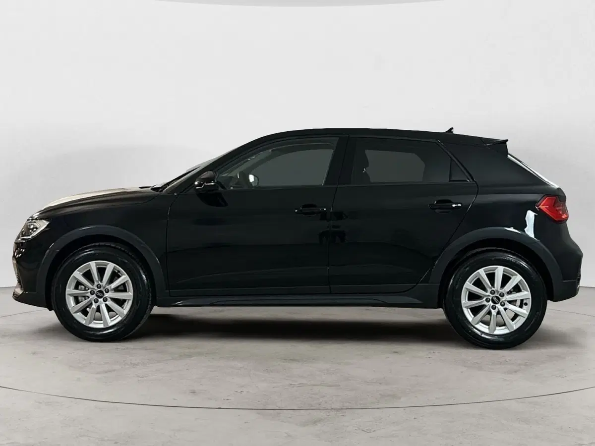 Audi A1 allstreet usata a Napoli (3)