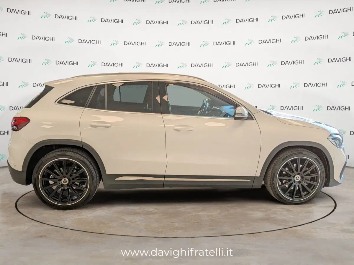 Mercedes-Benz GLA SUV usata a Cremona (6)