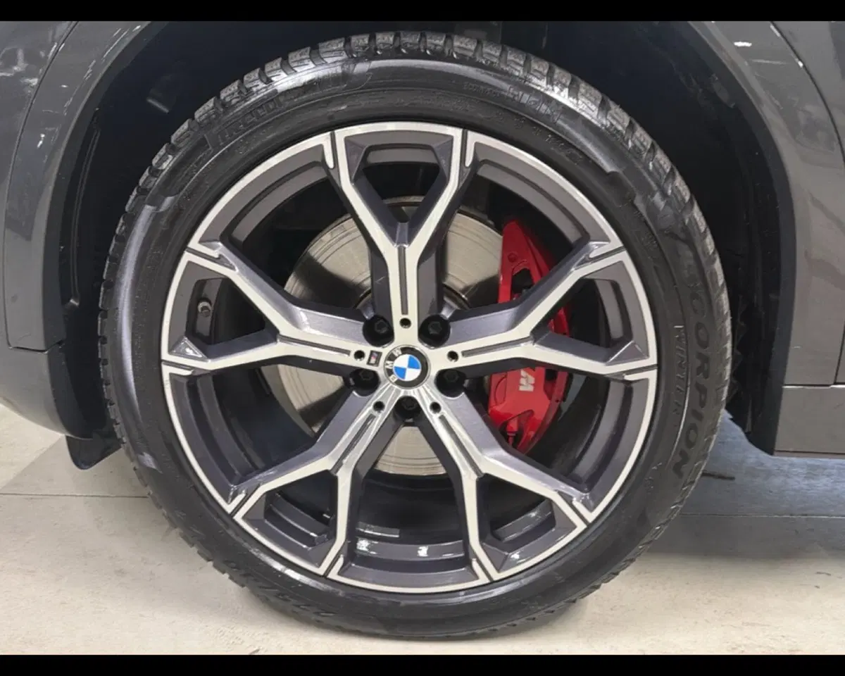 BMW X6 usata a Caserta (10)