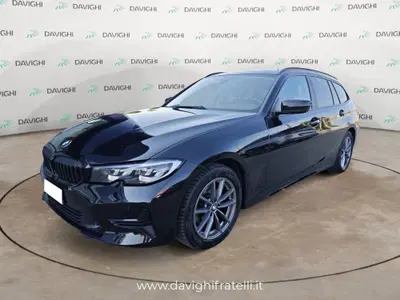 BMW Serie 3 Touring 320d xDrive  Business Advantage aut. del 2020 usata a Parma