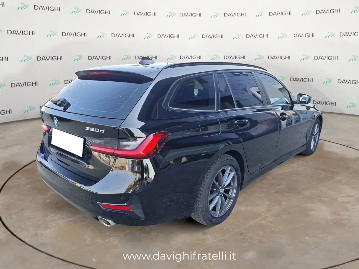 BMW Serie 3 Touring usata a Parma (5)