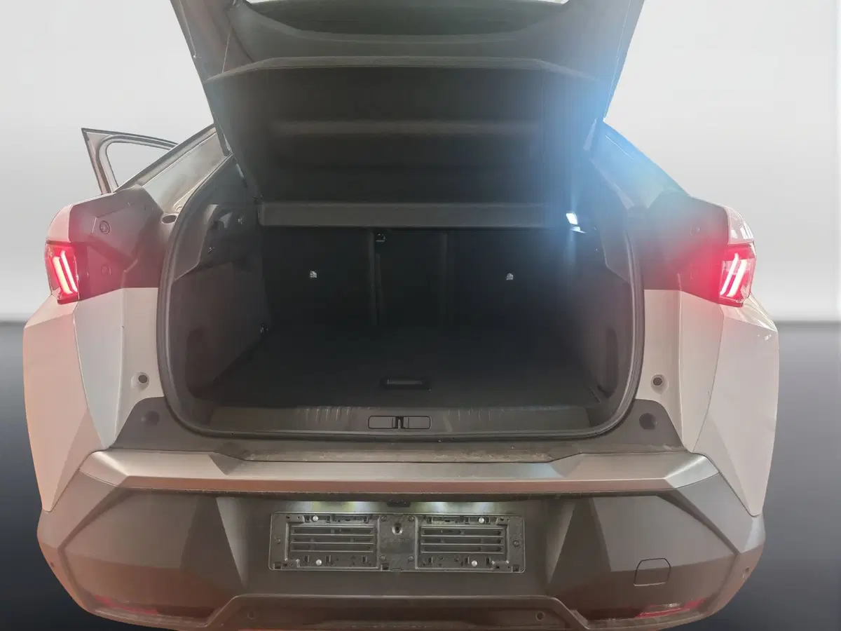 Peugeot 3008 nuova a Varese (12)