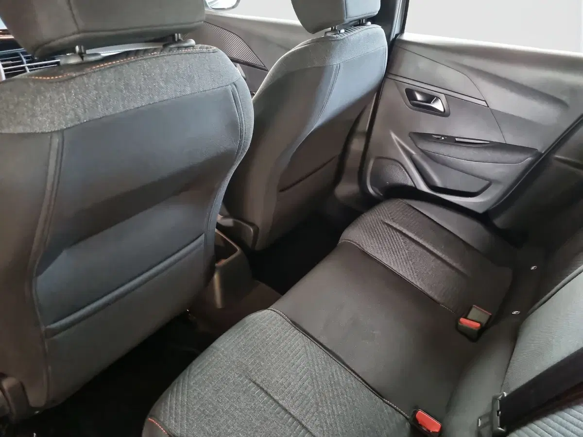 Peugeot 208 usata a Varese (12)