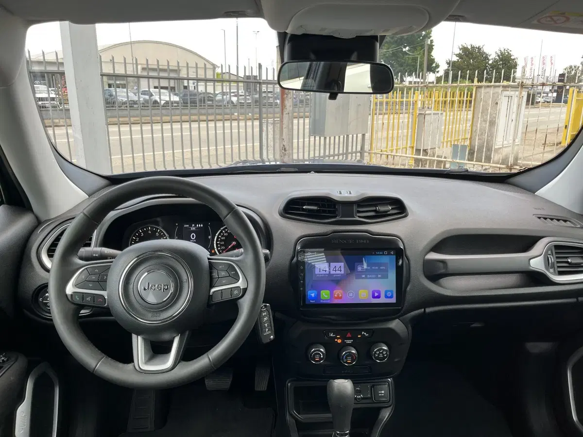 Jeep Renegade usata a Vercelli (12)