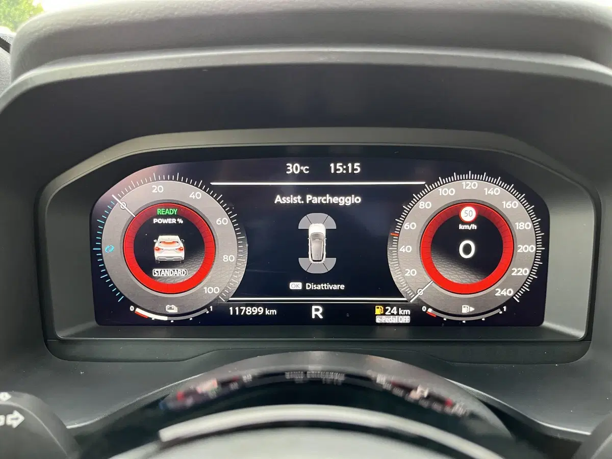 Nissan Qashqai usata a Vercelli (11)