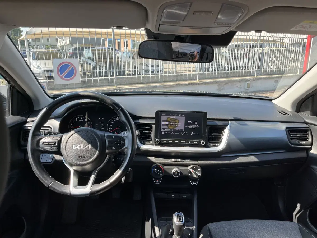 Kia Stonic usata a Vercelli (11)