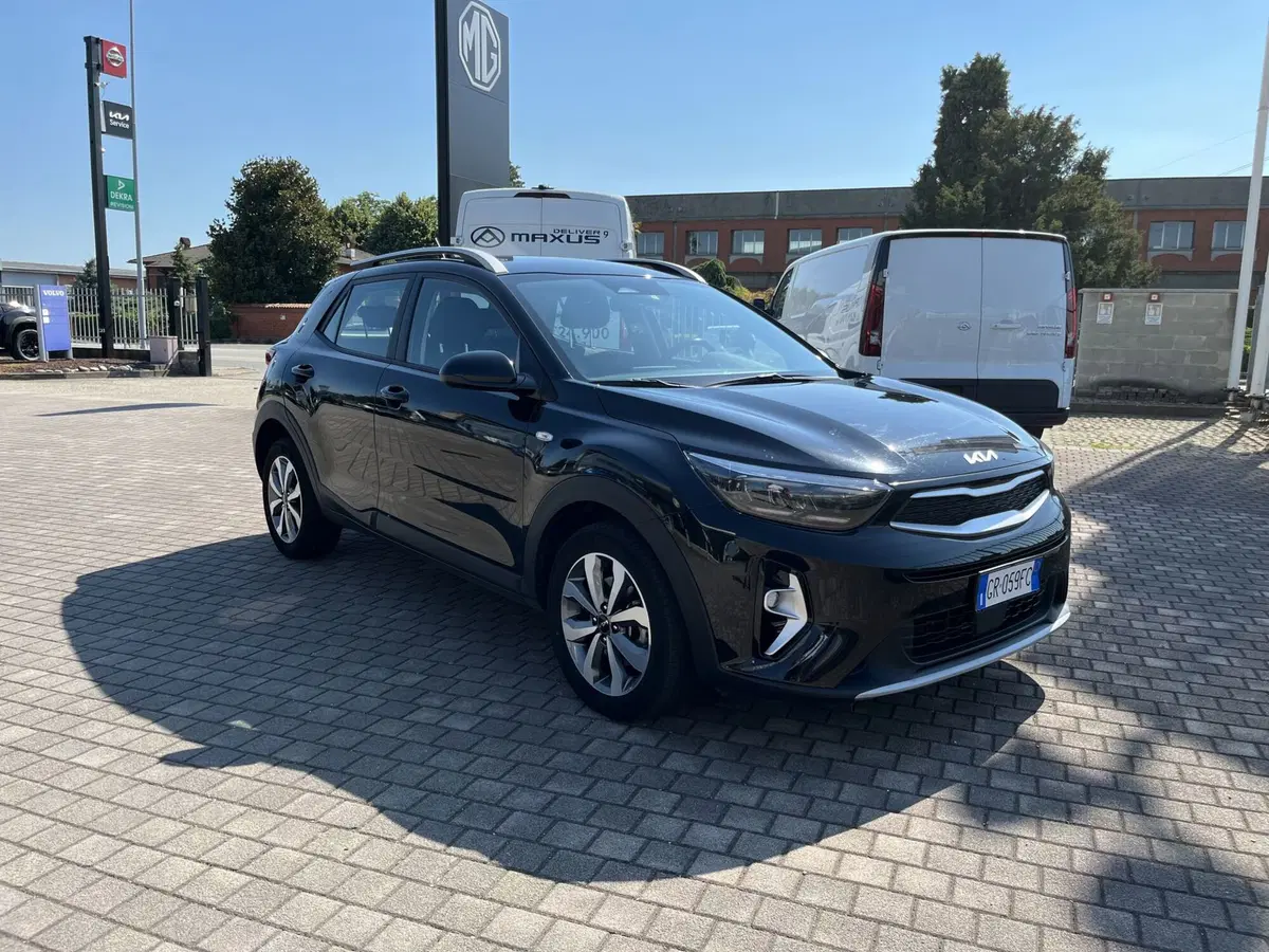 Kia Stonic usata a Vercelli (2)