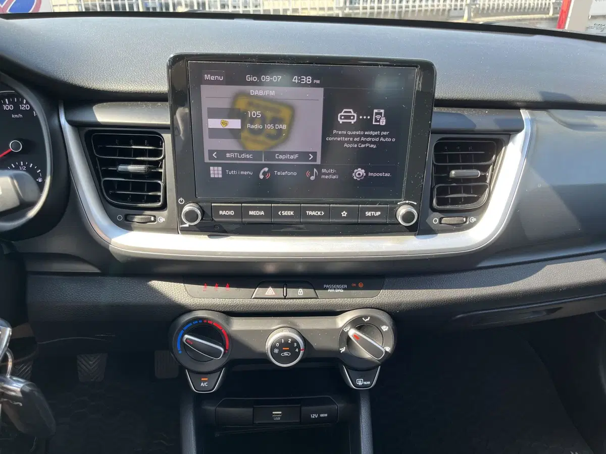 Kia Stonic usata a Vercelli (9)