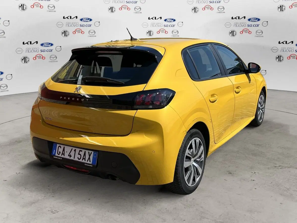 Peugeot 208 usata a Vercelli (2)