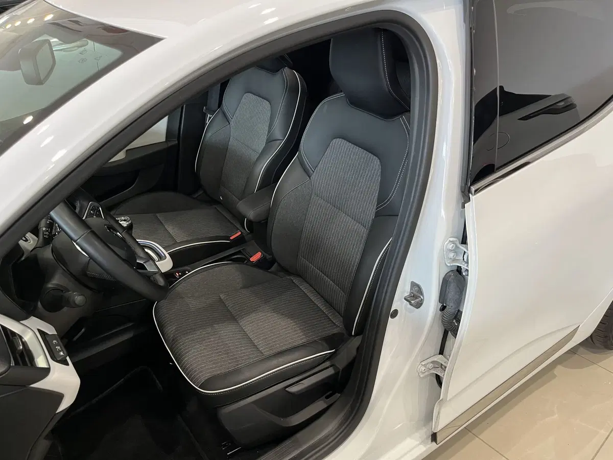 Renault Clio usata a Vercelli (8)