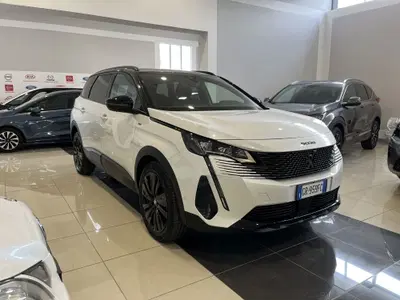 Peugeot 5008 1.2 hybrid 48V GT 136cv e-dcs 6 del 2024 usata a Caresanablot