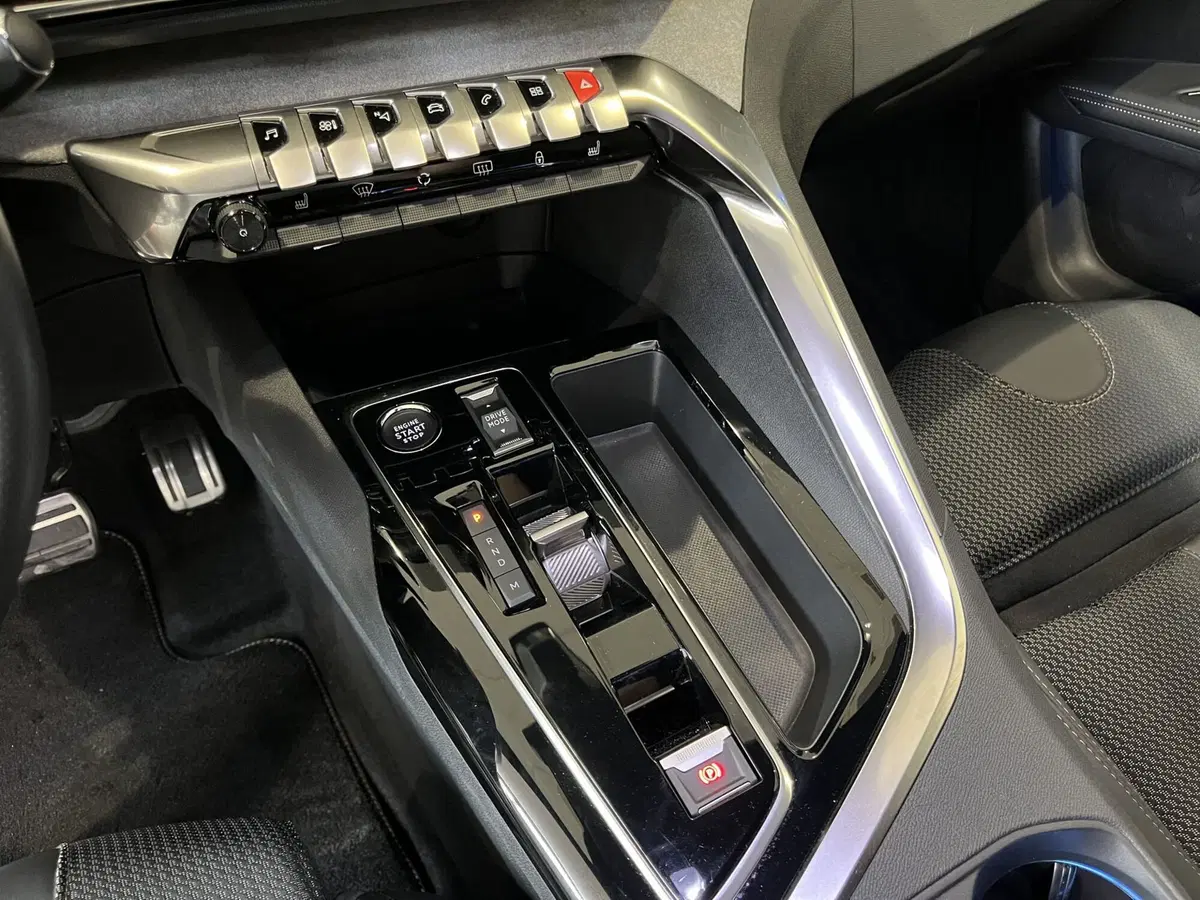 Peugeot 5008 usata a Vercelli (11)
