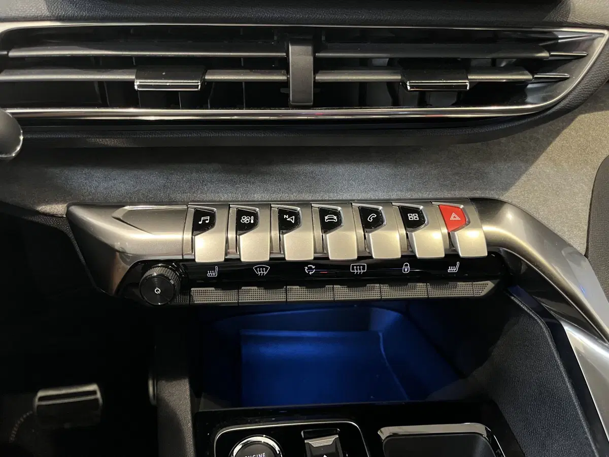 Peugeot 5008 usata a Vercelli (14)