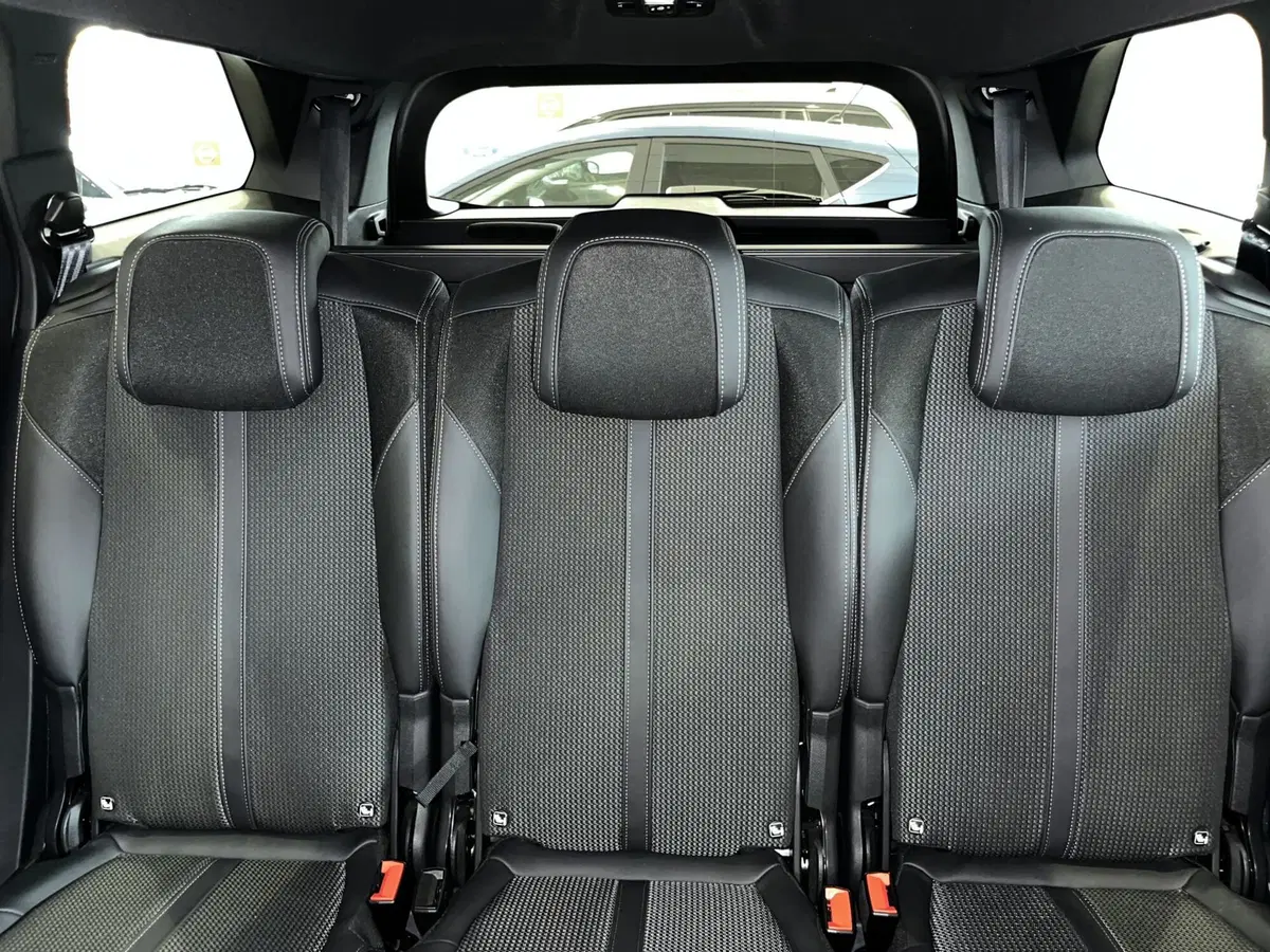 Peugeot 5008 usata a Vercelli (8)
