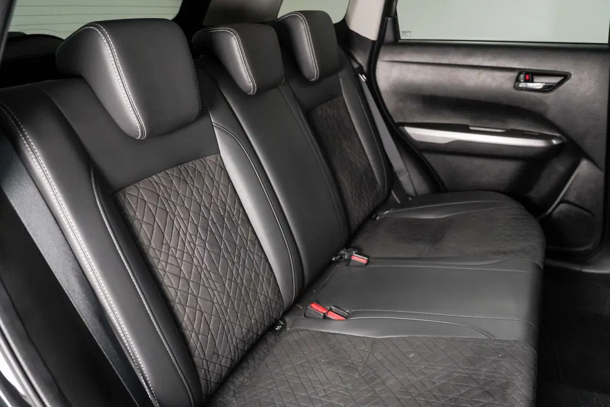 Suzuki Vitara usata a Varese (15)
