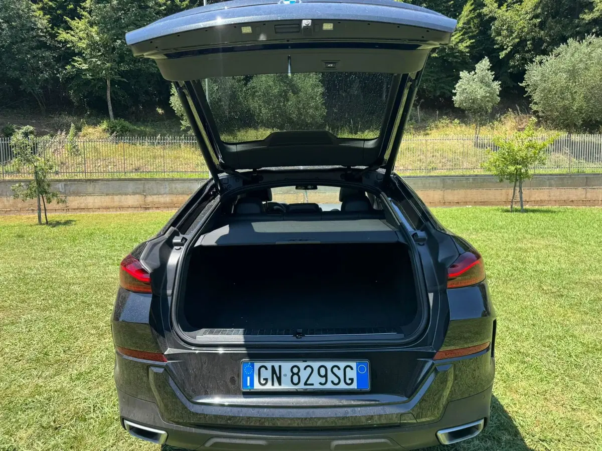 BMW X6 usata a Salerno (12)