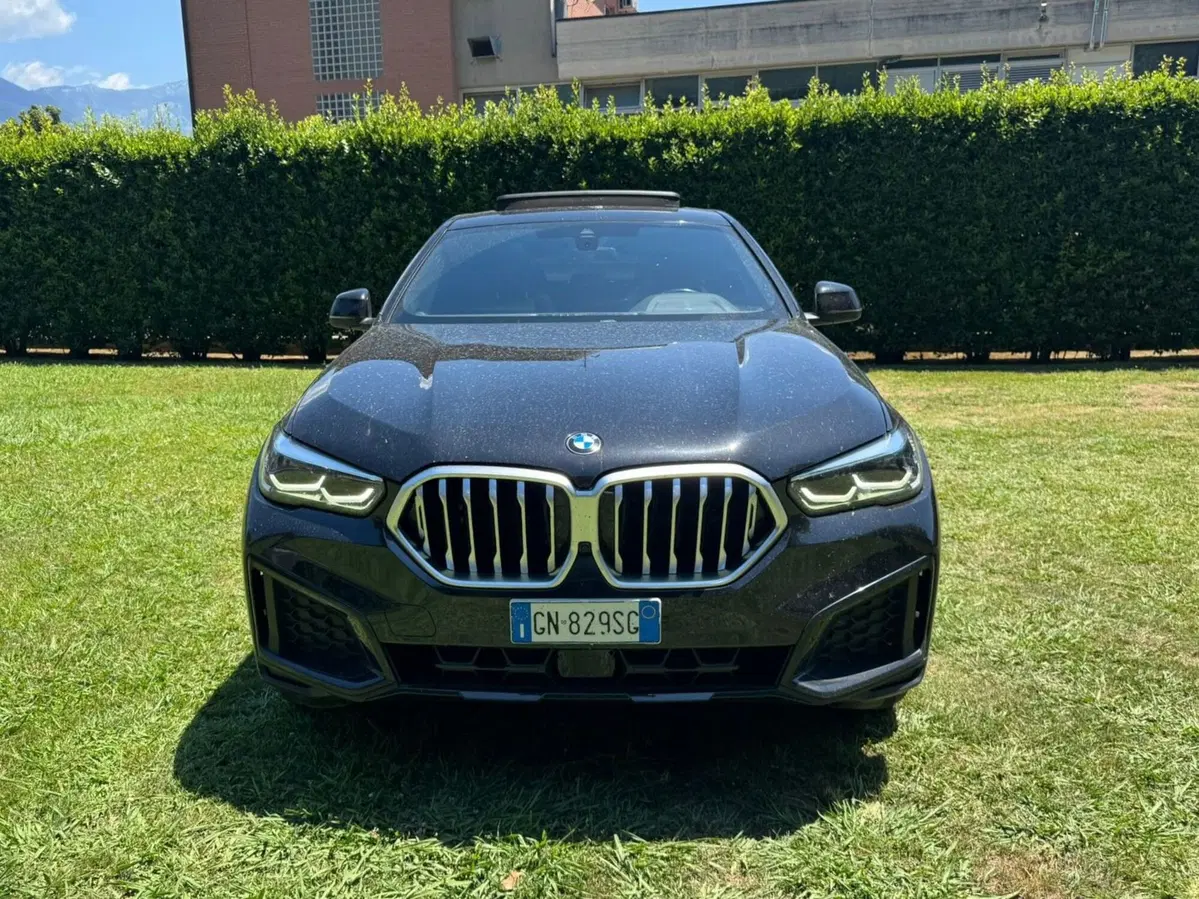 BMW X6 usata a Salerno (9)