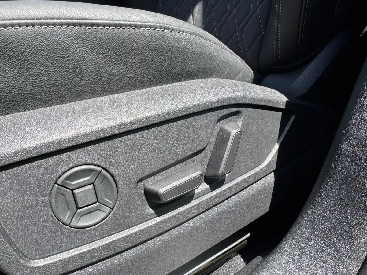 Audi Q5 Sportback nuova a Salerno (17)